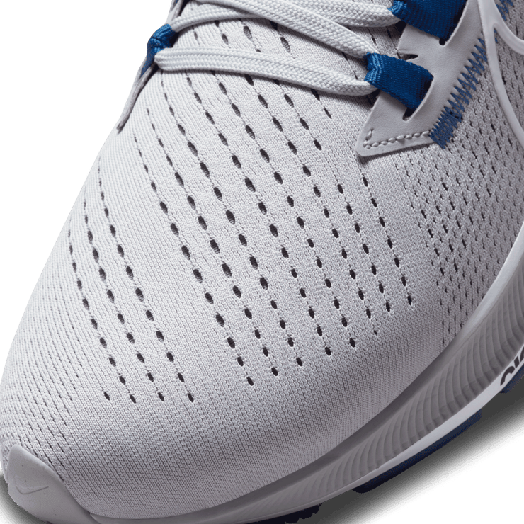 Nike Air Zoom Pegasus 38 (NFL Indianapolis Colts) Running Shoes Angle 4