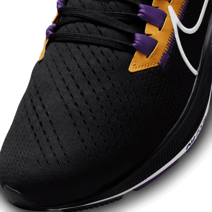 Nike Air Zoom Pegasus 38 (NFL Minnesota Vikings) Angle 4