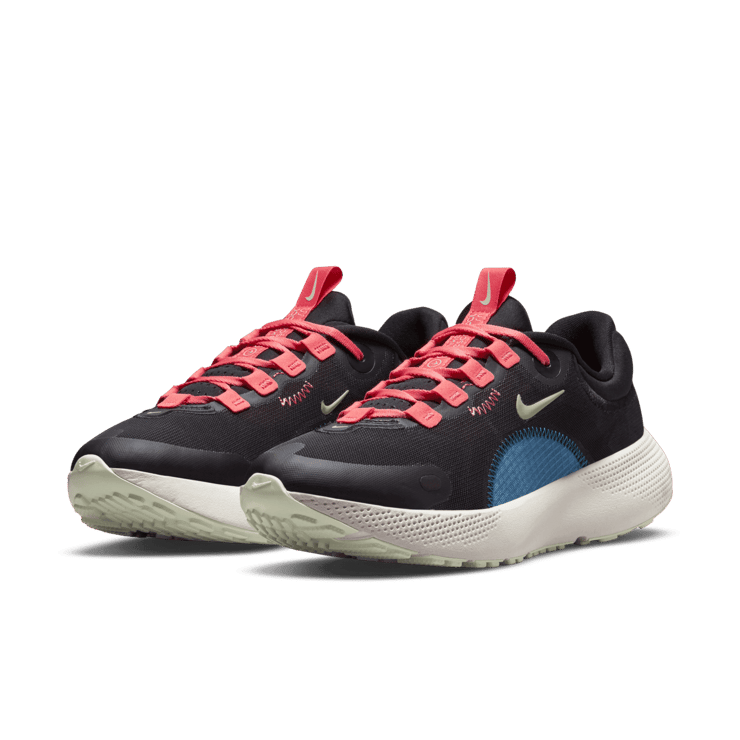 Nike Escape Run Road Running Shoes Angle 2