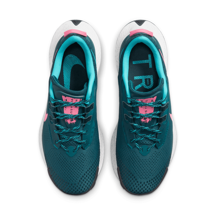 Nike Pegasus Trail 3 Trail Running Shoes Angle 1