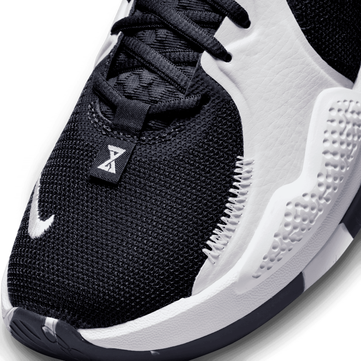 Nike PG 5 (Team) Basketball Shoes Angle 4