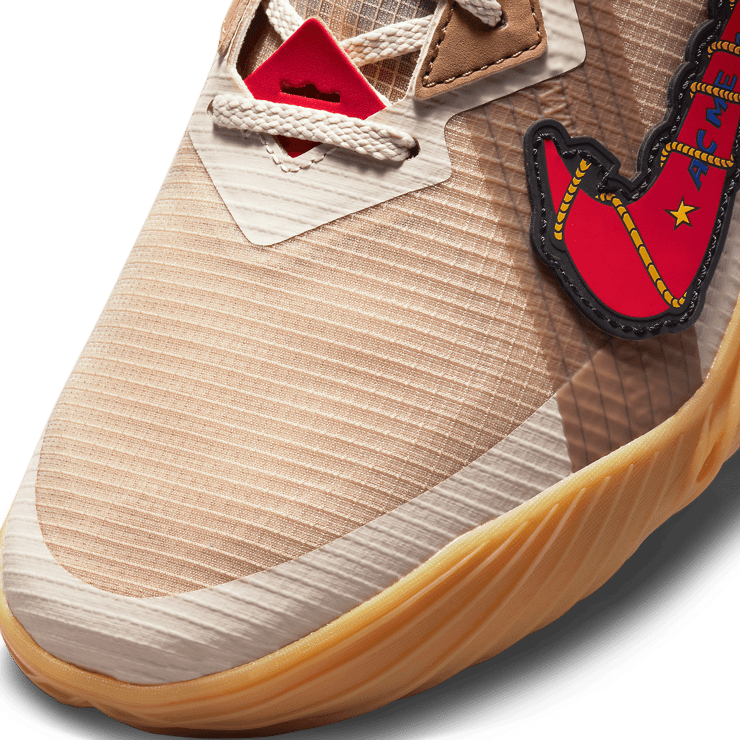 Nike LeBron 18 Low 'Wile E. vs Roadrunner' Basketball Shoes Angle 4