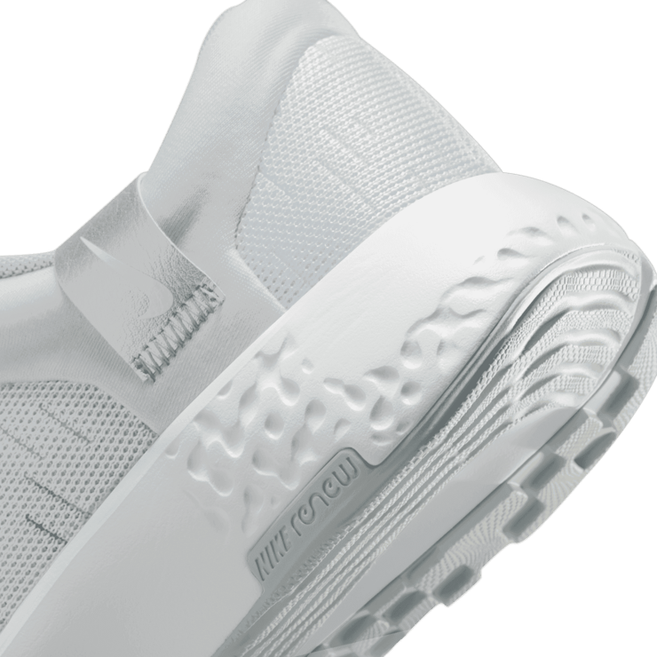 Nike Renew Serenity Run Road Running Shoes Angle 5