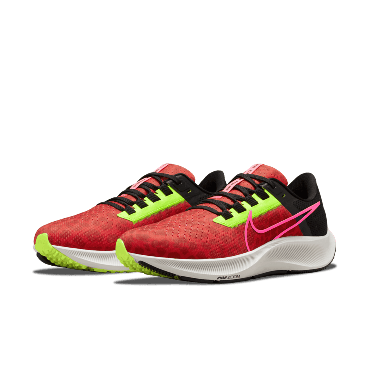 Nike Air Zoom Pegasus 38 Road Running Shoes Angle 2