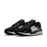 Nike Air Zoom Vomero 16 (Black) Angle 2