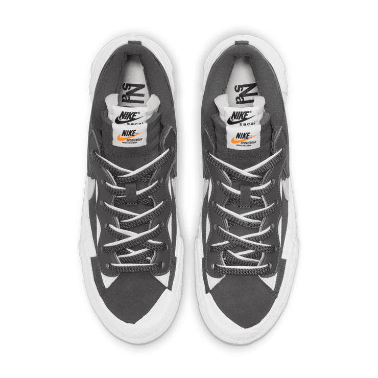 Nike Blazer Low sacai Iron Grey Angle 1