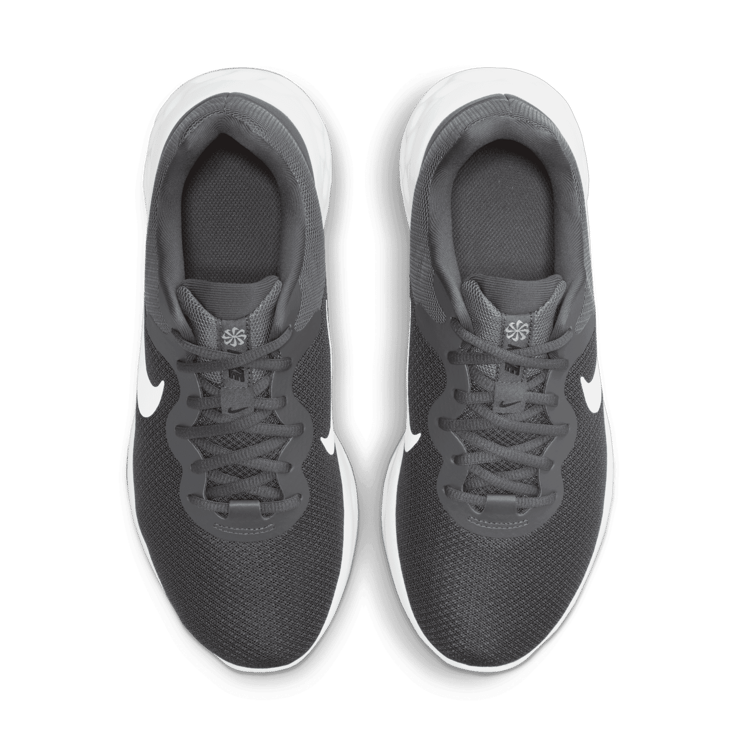 Nike Revolution 6 Running Shoes (Extra Wide) Angle 1