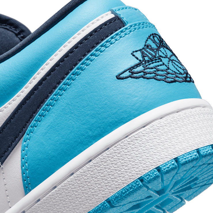 Jordan 1 Low UNC Angle 5