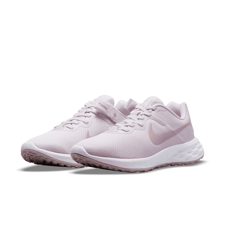 Nike Revolution 6 FlyEase Next Nature Easy On/Off Road Running Shoes Angle 2