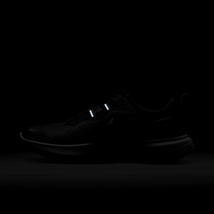 Nike React Miler 2 Road Running Shoes Angle 9