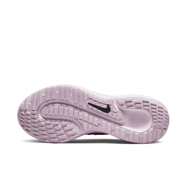 Nike Escape Run Flyknit Road Running Shoes Angle 0