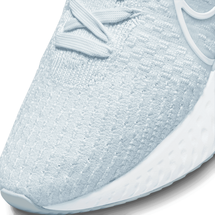 Nike Infinity React 3 Road Running Shoes Angle 4