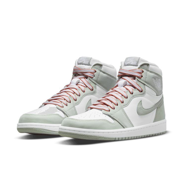 Jordan 1 High OG Seafoam (W) Angle 2