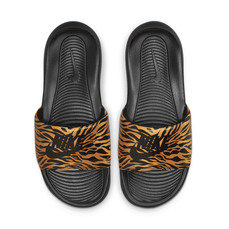 Nike Victori One Print Slides Angle 3
