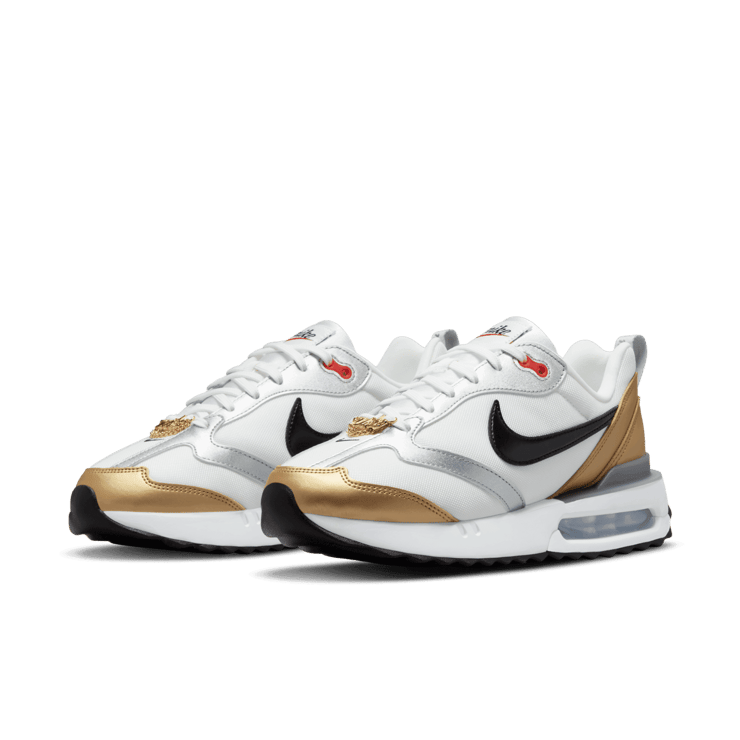 Nike Air Max Dawn SE Shoes Angle 2