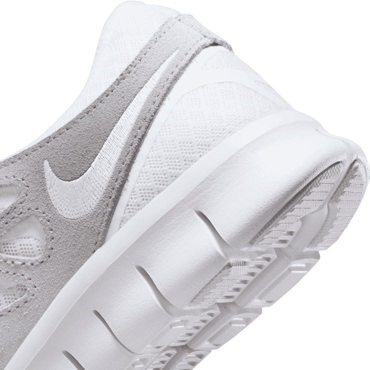 Nike Free Run 2 Shoes Angle 5