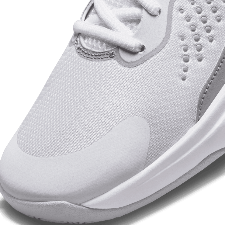 Nike Fly.By Mid 3 Basketball Shoes Angle 4
