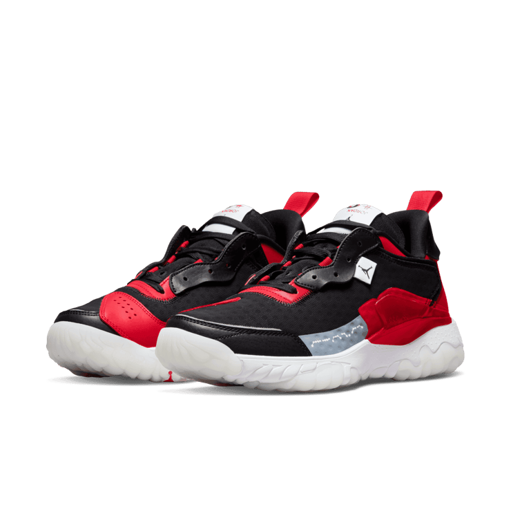 Jordan Delta 2 SE Shoes in Black Angle 2
