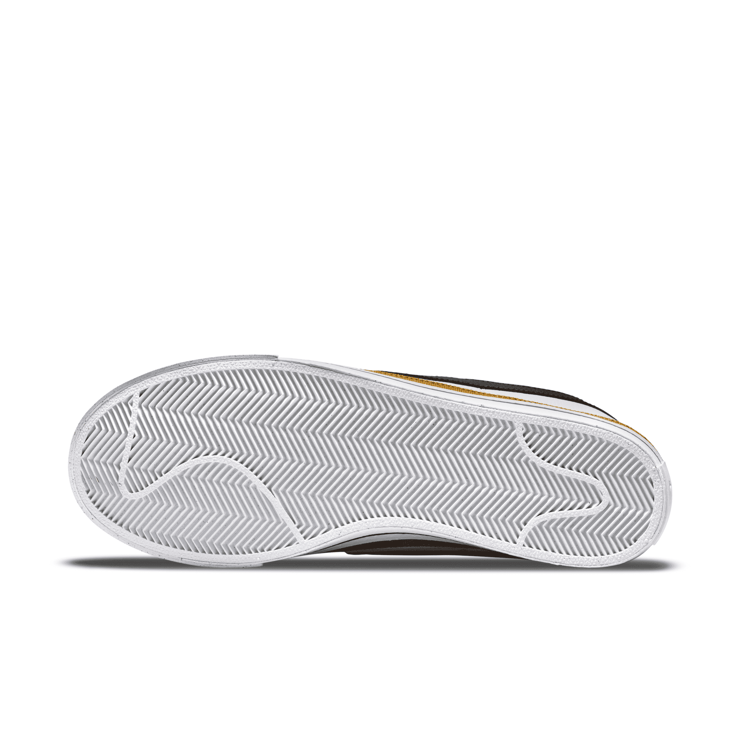 Nike Court Legacy Shoes Angle 1