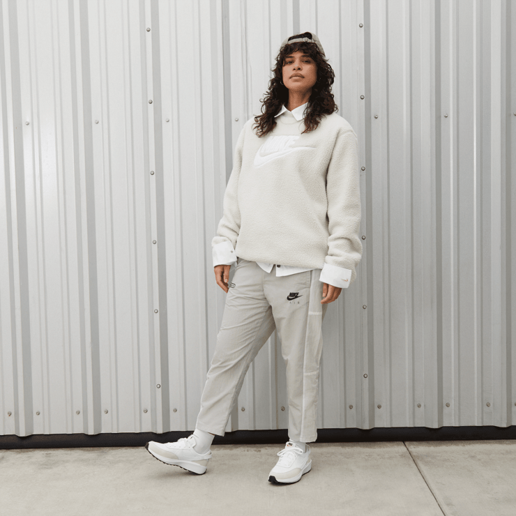 Nike Waffle Debut Shoes Angle 8