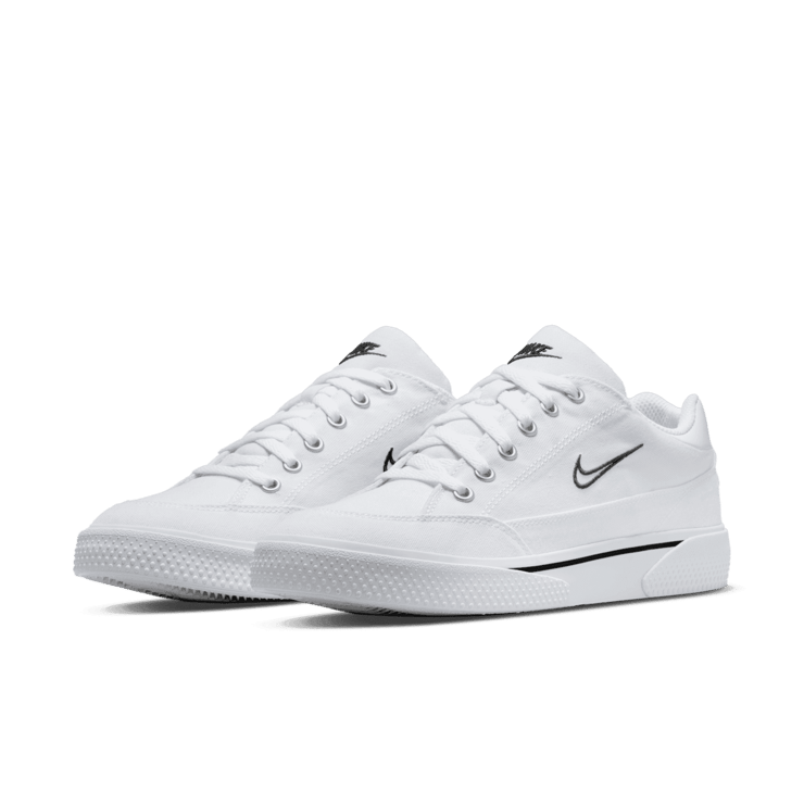 Nike Retro GTS Shoes Angle 3