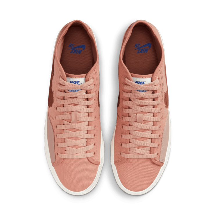 Nike SB Blazer Court Mid Premium Skate Shoes Angle 1