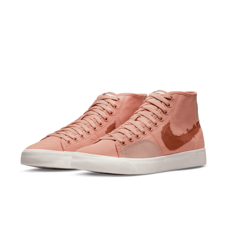Nike SB Blazer Court Mid Premium Skate Shoes Angle 2