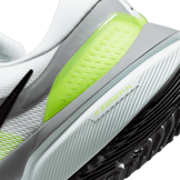 Nike Air Zoom Vomero 16 (White/Volt) Angle 5