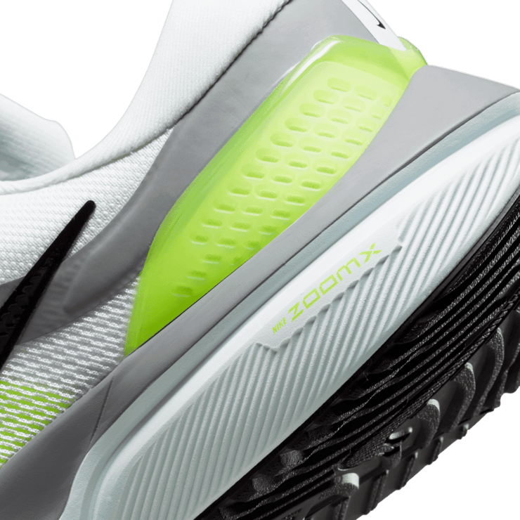 Nike Air Zoom Vomero 16 (White/Volt) Angle 5