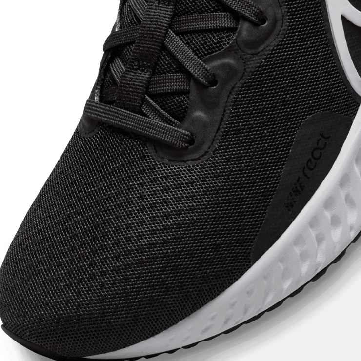 Nike React Miler 3 Road Running Shoes Angle 4