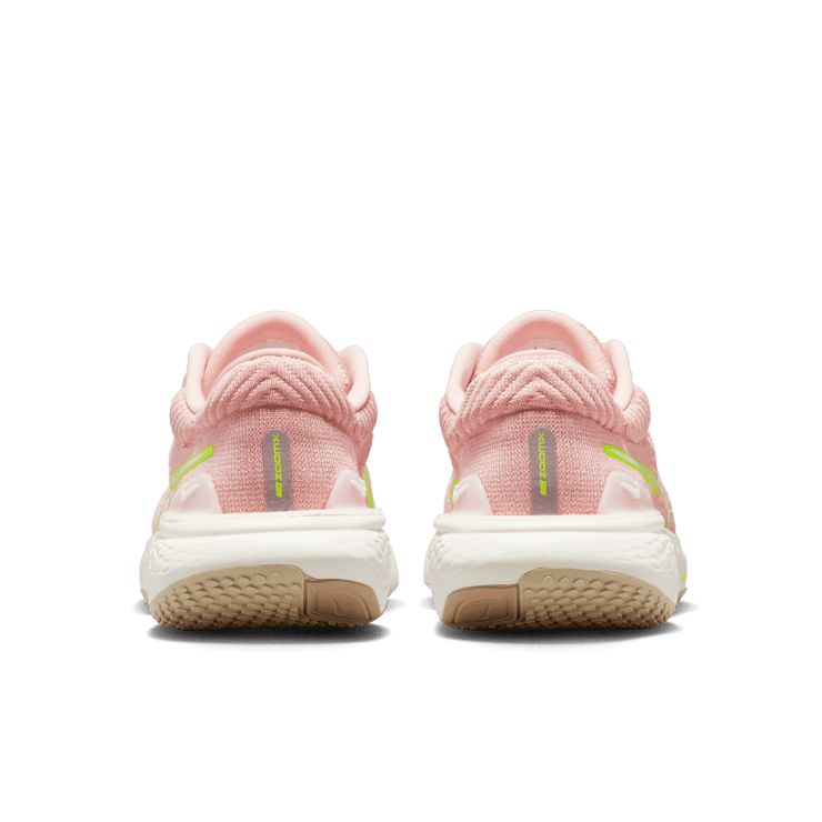 Nike ZoomX Invincible Run Flyknit 2 Road Running Shoes Angle 3