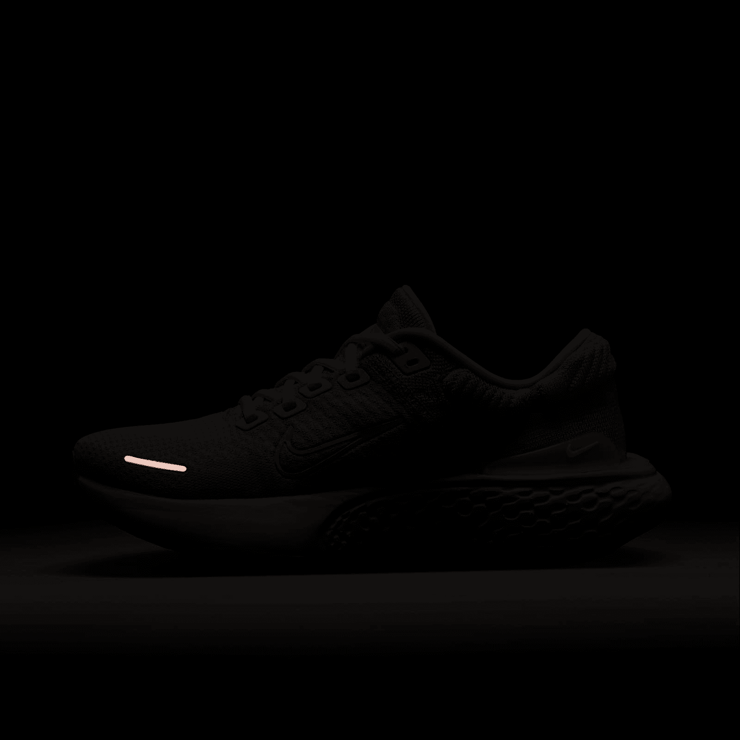 Nike ZoomX Invincible Run Flyknit 2 Road Running Shoes Angle 9