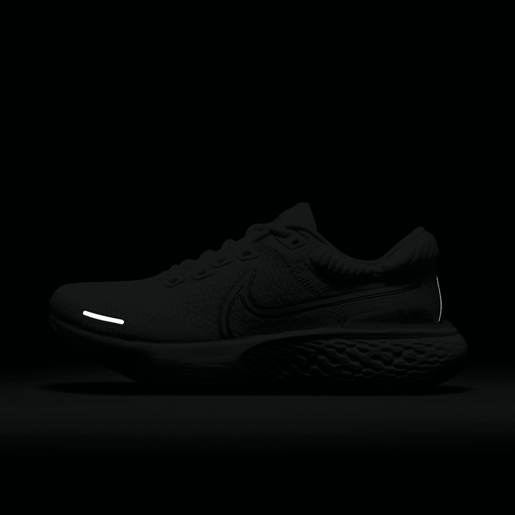 Nike ZoomX Invincible Run Flyknit 2 Road Running Shoes Angle 8