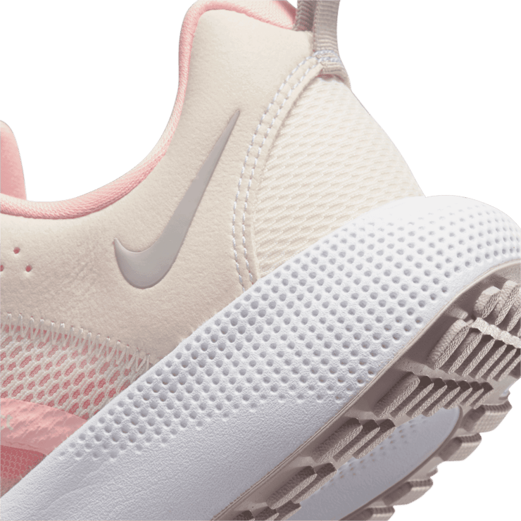 Nike React Escape Run 2 Road Running Shoes Angle 5