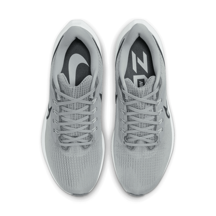 Nike Air Zoom Pegasus 39 Road Running Shoes Angle 1
