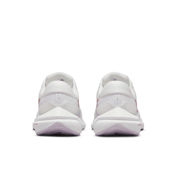 Nike Air Zoom Vomero 16 (White) Angle 3