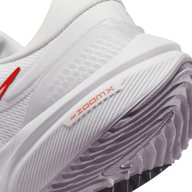 Nike Air Zoom Vomero 16 (White) Angle 5