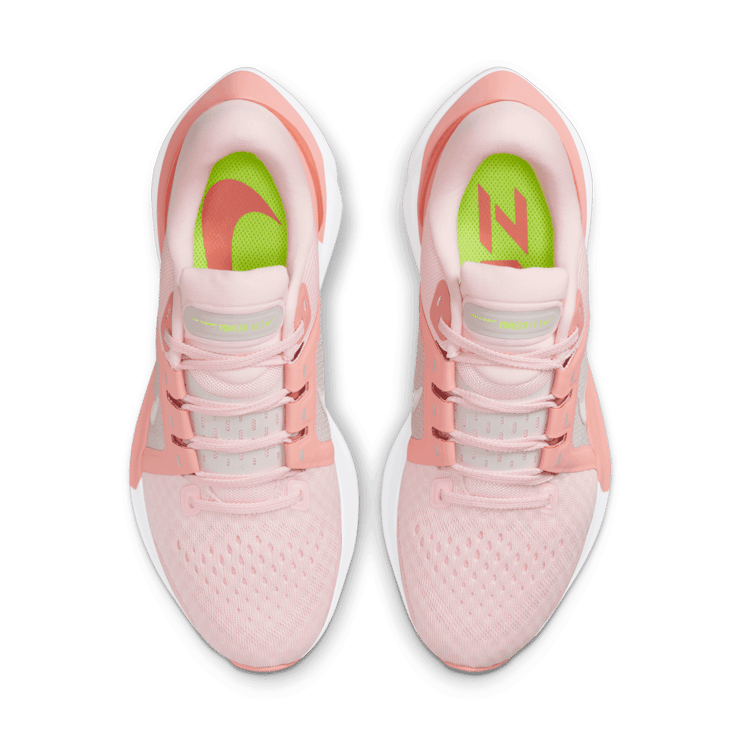 Nike Air Zoom Vomero 16 (Pink) Angle 1