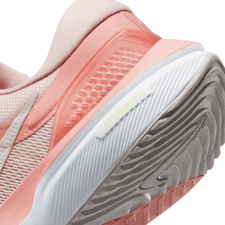 Nike Air Zoom Vomero 16 (Pink) Angle 5