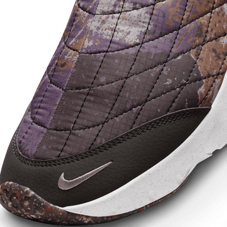 Nike ACG Moc 3.5 SE Shoes Angle 4