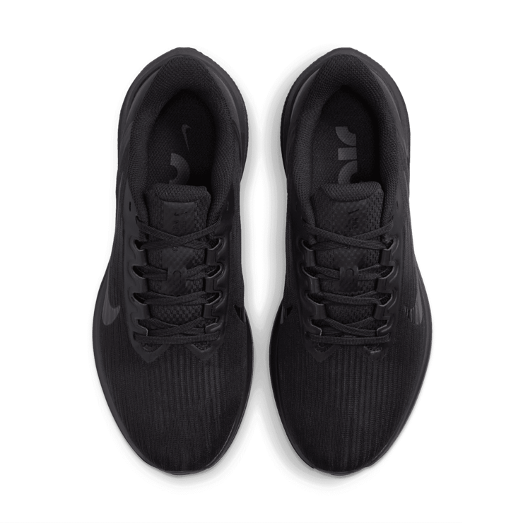 Nike Air Winflo 9 Road Running Shoes Angle 1