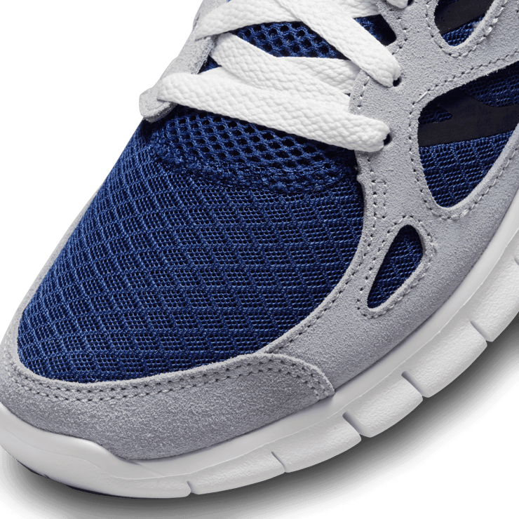 Nike Free Run 2 Shoes Angle 4