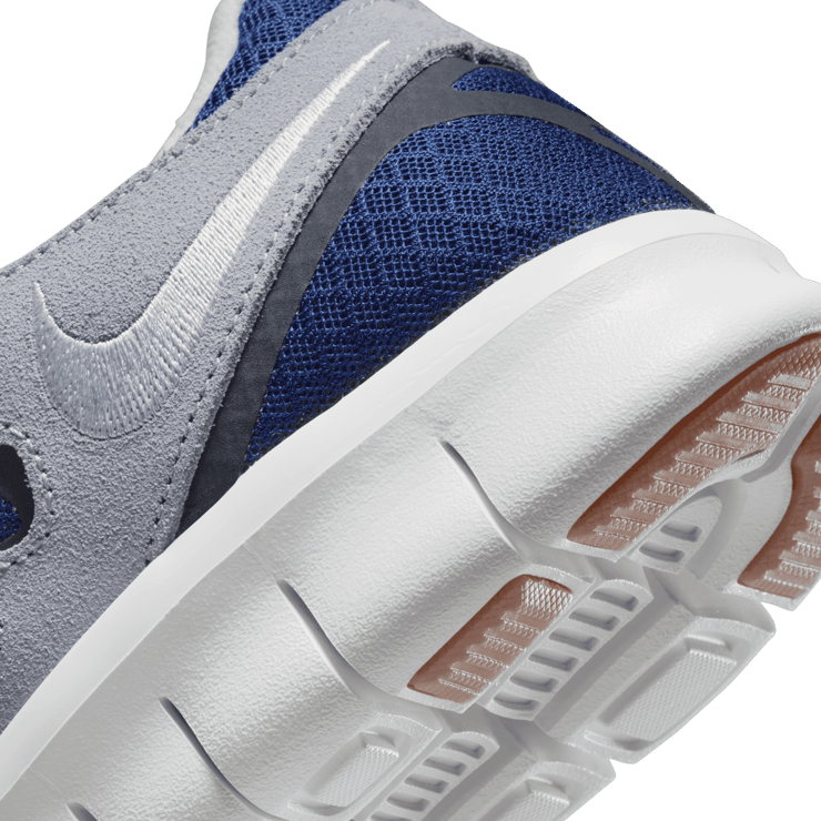 Nike Free Run 2 Shoes Angle 5