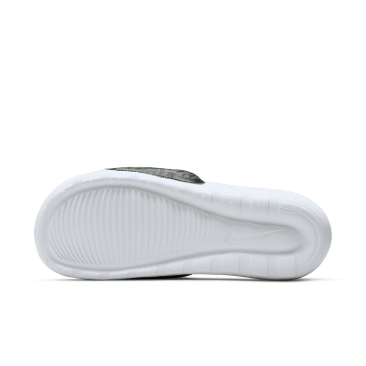Nike Victori One Print Slides Angle 0