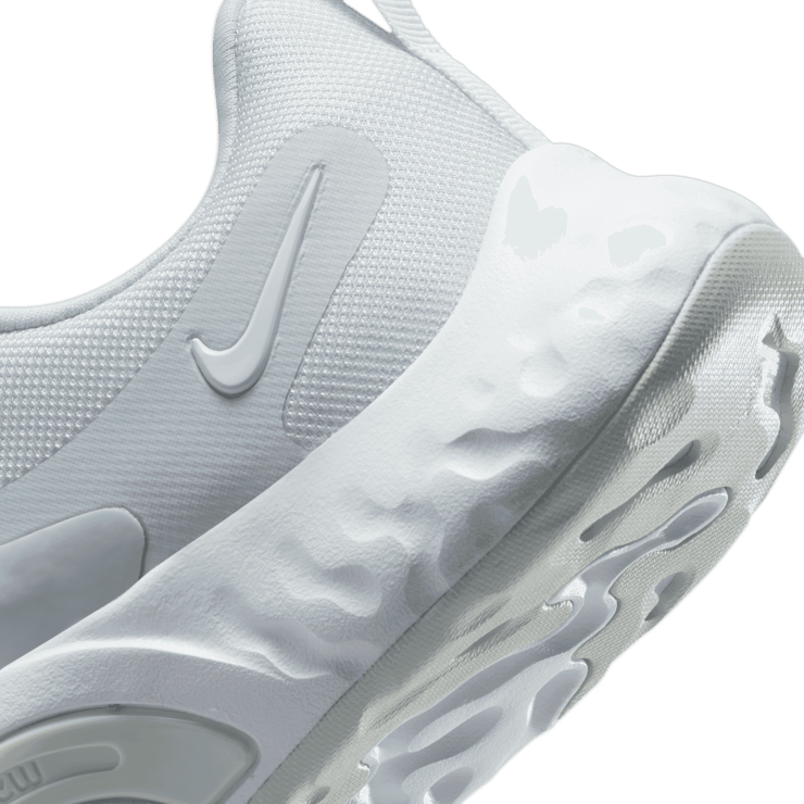 Nike Renew In-Season TR 12 Grey Angle 5