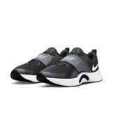 Nike Renew Retaliation 4 Black Angle 2