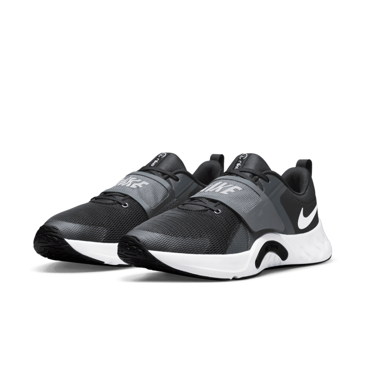 Nike Renew Retaliation 4 Black Angle 2