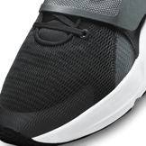 Nike Renew Retaliation 4 Black Angle 4