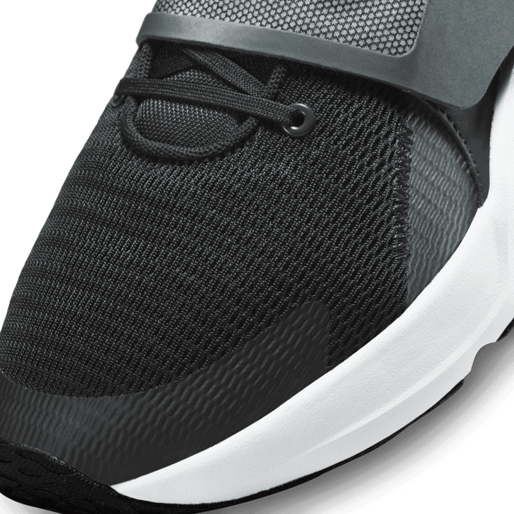 Nike Renew Retaliation 4 Black Angle 4