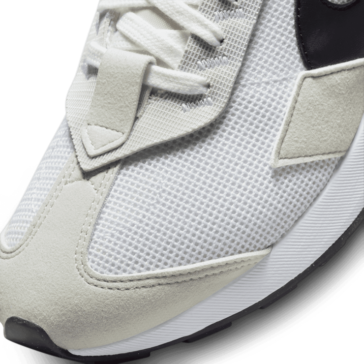 Nike Air Max Pre-Day Shoes Angle 4